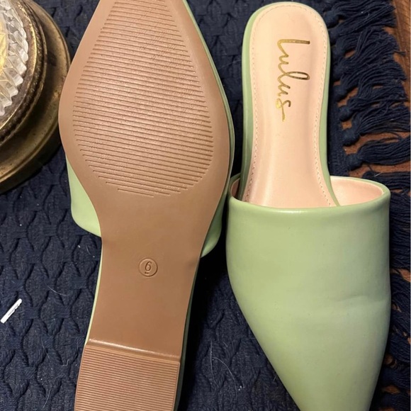 Never been worn shoes - Picture 3 of 3